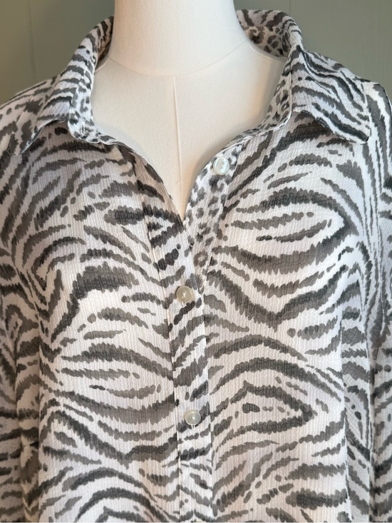 Alfred Dunner Tops - Plus Size Alfred Dunner White and Gray Zebra-Print Button-Down Shirt 22W